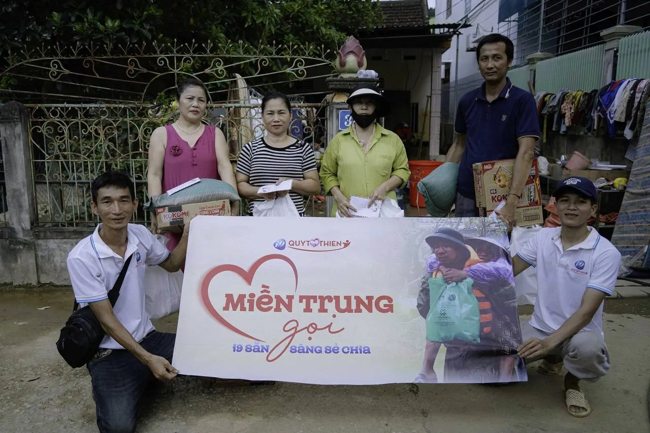 Biểu tượng dịch vụ khách hàng chuyên nghiệp của khin789